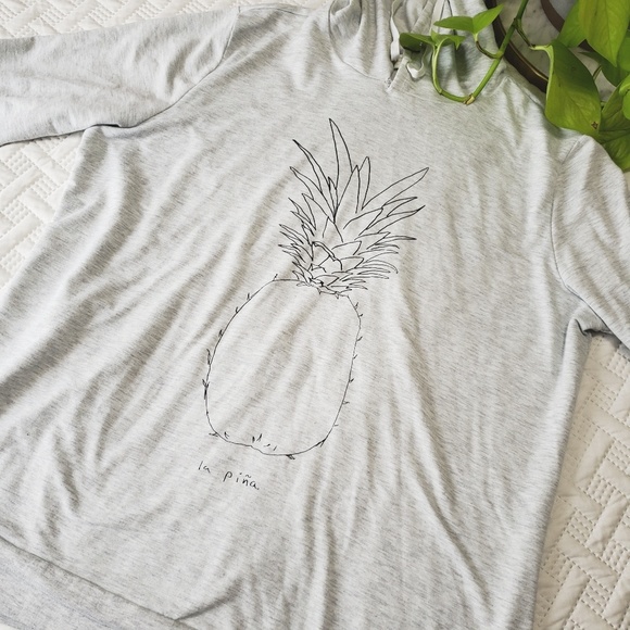 Forever 21 Tops - Forever21+ Pineapple Hoodie